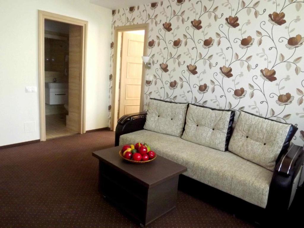 West Plaza Hotel Bucharest Luaran gambar